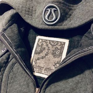 🍋 LIMITED EDITION LULULEMON SCUBA HOODIE 🍋